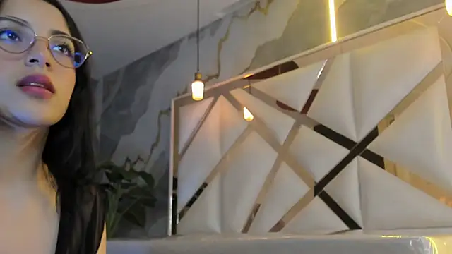 Snapshot of sophiadoll_tf chatting on 7, 11, 2025 sophiadoll tf online show from 7, 11, 2025