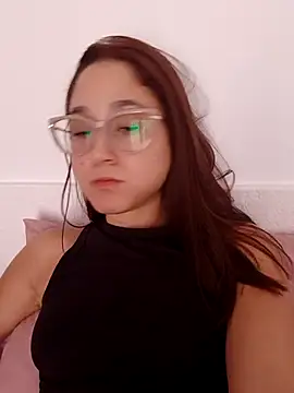 Snapshot of linameii chatting on 8, 3, 2026 linameii online show from 8, 3, 2026