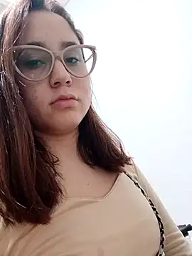 Snapshot of linameii chatting on 18, 6, 2026 linameii online show from 18, 6, 2026