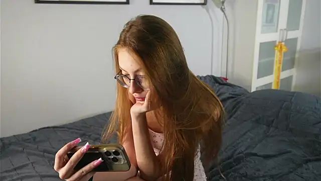 Snapshot of blissence chatting on 27, 11, 2025 blissence online show from 27, 11, 2025