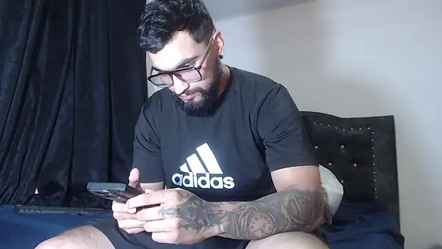 Snapshot of Chrys_harris77 chatting on 19, 3, 2026 Chrys harris77 online show from 19, 3, 2026