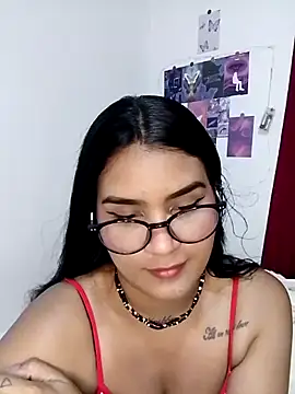 Snapshot of Renata_Zoe chatting on 7, 10, 2025 Renata Zoe online show from 7, 10, 2025