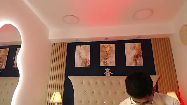 Snapshot of SalvadorFit chatting on 29, 3, 2026 SalvadorFit online show from 29, 3, 2026