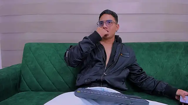 axel vega online show from 20, 9, 2025