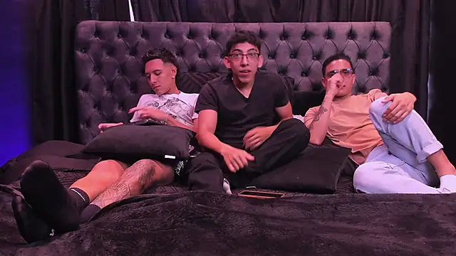 axel vega online show from 3, 2, 2026