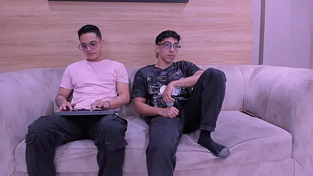 axel vega online show from 4, 2, 2026