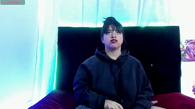 Snapshot of queen_salomme chatting on 1, 10, 2025 queen salomme online show from 1, 10, 2025