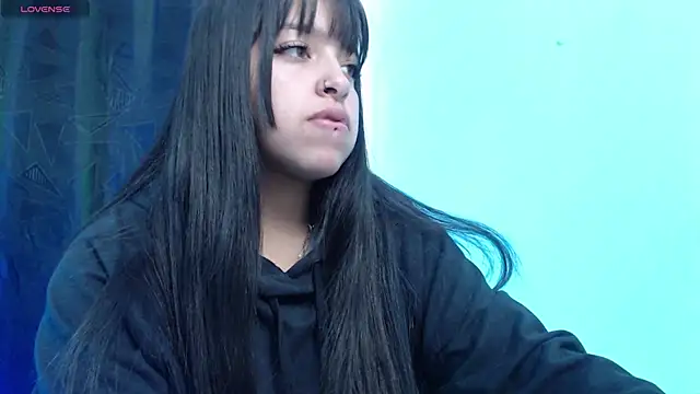 Snapshot of queen_salomme chatting on 9, 10, 2025 queen salomme online show from 9, 10, 2025