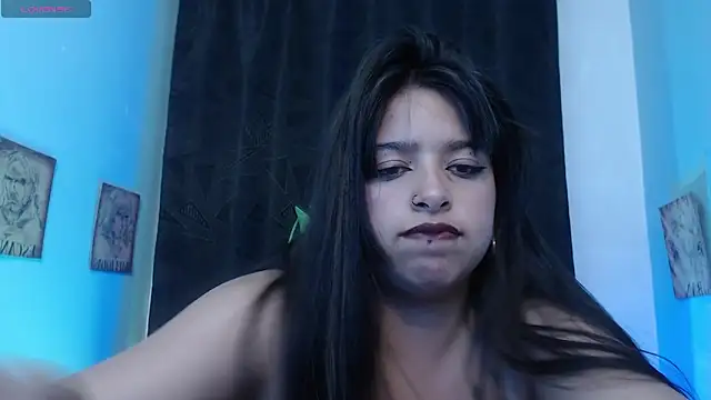 Snapshot of queen_salomme chatting on 17, 10, 2025 queen salomme online show from 17, 10, 2025