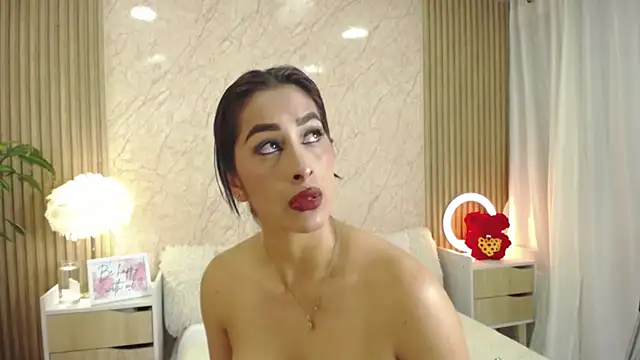 Snapshot of LawGoldman chatting on 2, 10, 2025 LawGoldman online show from 2, 10, 2025