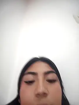 Violettabloom  online show from 7, 10, 2025