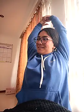 Violettabloom  online show from 8, 10, 2025