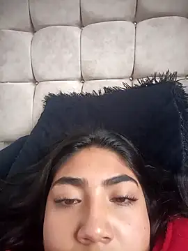 Violettabloom  online show from 13, 10, 2025