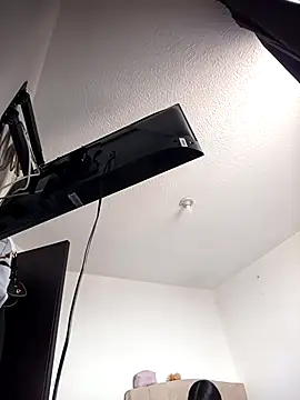 Violettabloom  online show from 27, 10, 2025