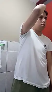 Snapshot of supguyLat chatting on 2, 3, 2026 supguyLat online show from 2, 3, 2026