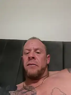 Snapshot of jokerandharley2crazy chatting on 23, 9, 2025 jokerandharley2crazy online show from 23, 9, 2025