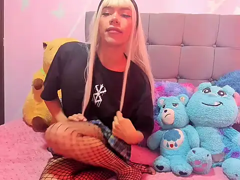 Snapshot of khloe_vixen chatting on 17, 9, 2025 khloe vixen online show from 17, 9, 2025