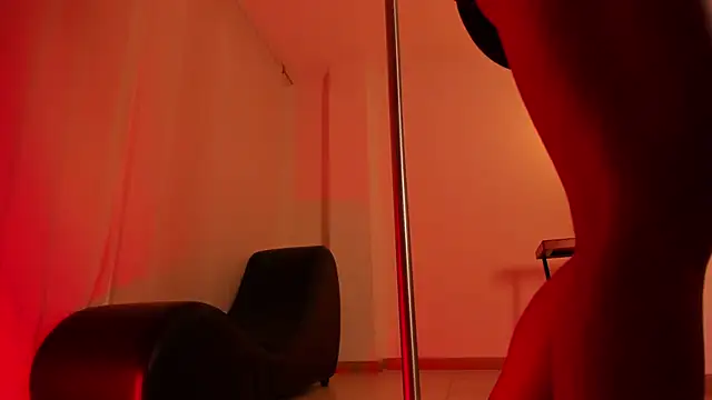 Snapshot of Scarleett_Moon chatting on 3, 10, 2025 Scarleett Moon online show from 3, 10, 2025