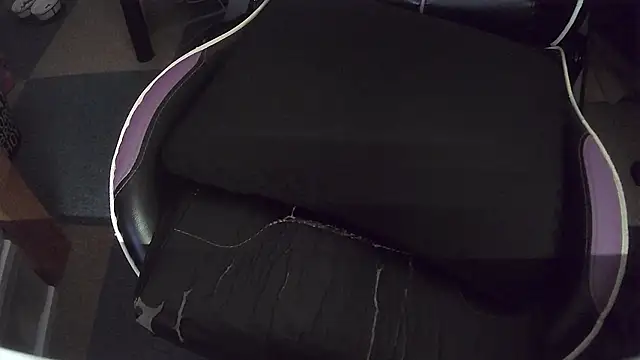 Snapshot of suzullll chatting on 14, 3, 2026 suzullll online show from 14, 3, 2026