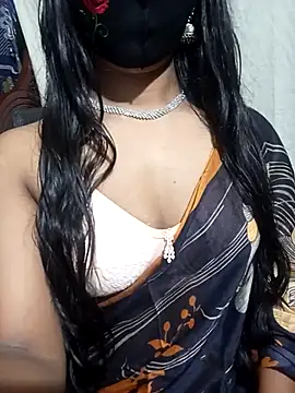 Snapshot of Cute_Couple59 chatting on 4, 10, 2025 Cute Couple59 online show from 4, 10, 2025