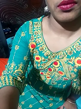 Snapshot of Cute_Couple59 chatting on 12, 10, 2025 Cute Couple59 online show from 12, 10, 2025