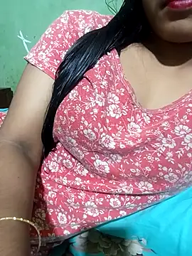 Snapshot of Cute_Couple59 chatting on 13, 10, 2025 Cute Couple59 online show from 13, 10, 2025