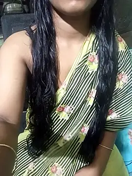 Snapshot of Cute_Couple59 chatting on 19, 10, 2025 Cute Couple59 online show from 19, 10, 2025