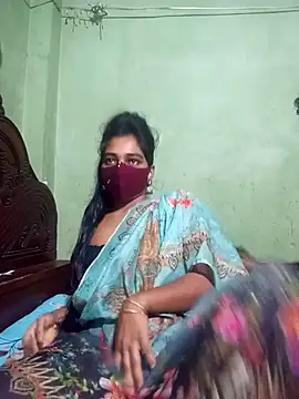 Snapshot of Cute_Couple59 chatting on 25, 11, 2025 Cute Couple59 online show from 25, 11, 2025