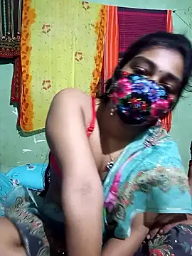 Snapshot of Cute_Couple59 chatting on 2, 12, 2025 Cute Couple59 online show from 2, 12, 2025