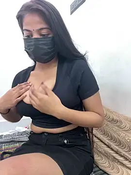 Snapshot of Rihana_01 chatting on 12, 10, 2025 Rihana 01 online show from 12, 10, 2025