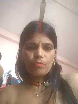 Snapshot of Hott_cutgirl chatting on 9, 10, 2025 Hott cutgirl online show from 9, 10, 2025