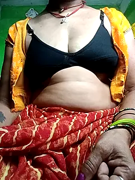 Snapshot of Sss_punam chatting on 8, 10, 2025 Sss punam online show from 8, 10, 2025
