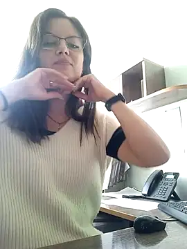 Snapshot of ValeriaLove43211 chatting on 8, 10, 2025 ValeriaLove43211 online show from 8, 10, 2025