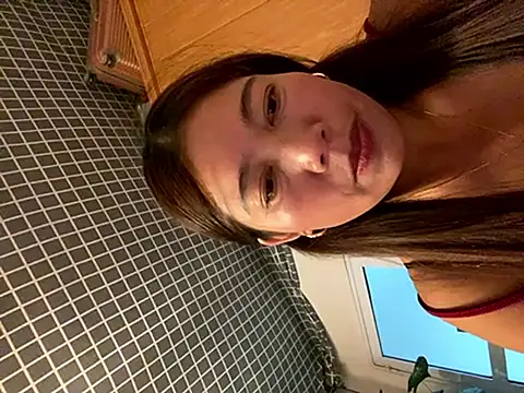 Snapshot of Milky-milk chatting on 26, 10, 2025 Milky-milk online show from 26, 10, 2025