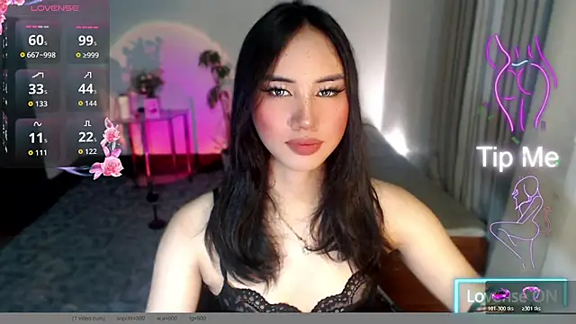 Snapshot of Divine_Goddesss chatting on 7, 11, 2025 Divine Goddesss online show from 7, 11, 2025