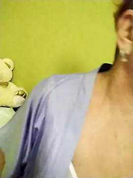 Snapshot of Alissa55552111 chatting on 21, 10, 2025 Alissa55552111 online show from 21, 10, 2025