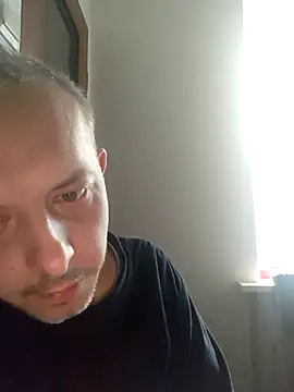 szajbusek41 online show from 14, 3, 2026