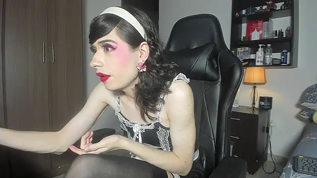 Snapshot of urLittlesissy chatting on 15, 7, 2026 urLittlesissy online show from 15, 7, 2026