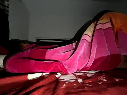 Snapshot of yourcontrol1 chatting on 24, 10, 2025 yourcontrol1 online show from 24, 10, 2025