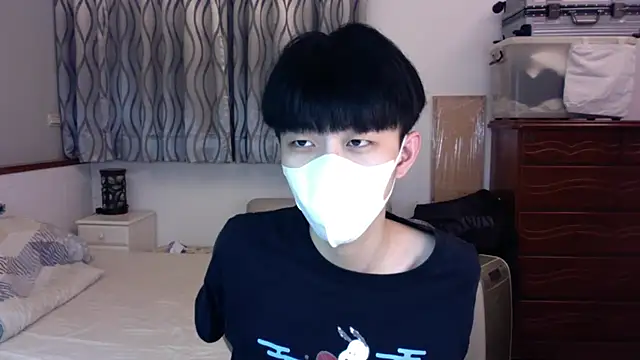 Snapshot of kai101010 chatting on 11, 11, 2025 kai101010 online show from 11, 11, 2025