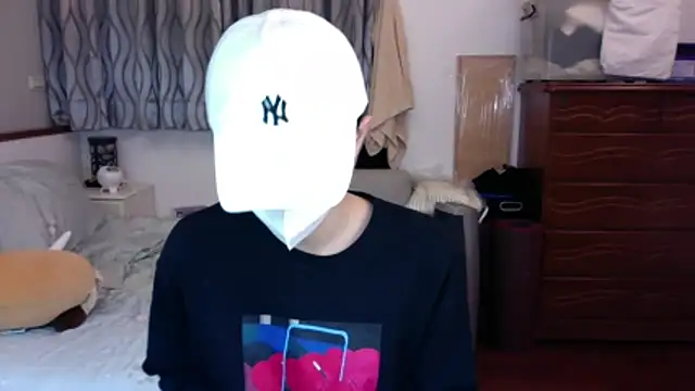 Snapshot of kai101010 chatting on 14, 12, 2025 kai101010 online show from 14, 12, 2025