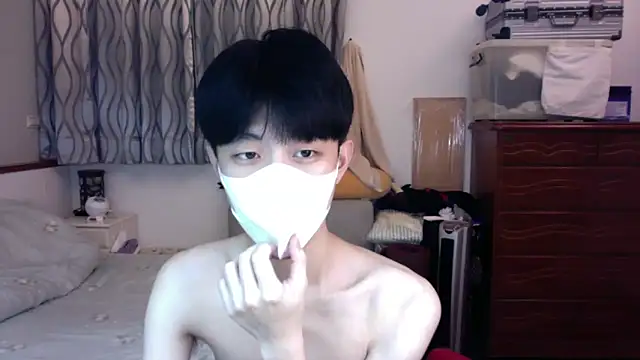 Snapshot of kai101010 chatting on 18, 12, 2025 kai101010 online show from 18, 12, 2025