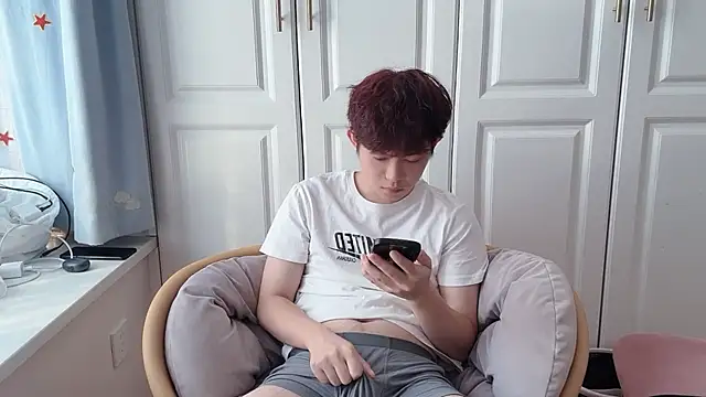 Snapshot of xlong00099 chatting on 9, 10, 2025 xlong00099 online show from 9, 10, 2025