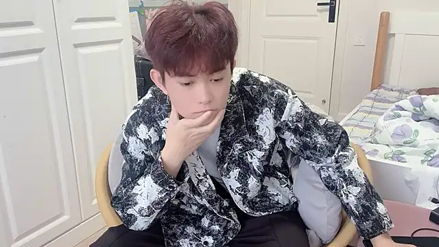 Snapshot of xlong00099 chatting on 19, 10, 2025 xlong00099 online show from 19, 10, 2025