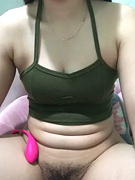 Snapshot of Yang-99 chatting on 15, 10, 2025 Yang-99 online show from 15, 10, 2025