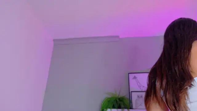 KeendraFox  online show from 3, 11, 2025