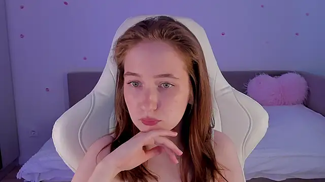 Snapshot of CrystalSoul_ chatting on 1, 10, 2025 CrystalSoul  online show from 1, 10, 2025