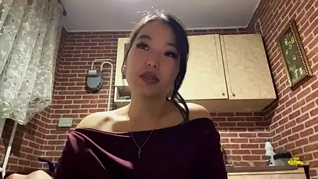 EmmaLeexth online show from 19, 11, 2025