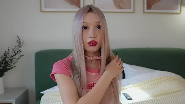 Snapshot of Laura_Obsidian chatting on 3, 10, 2025 Laura Obsidian online show from 3, 10, 2025