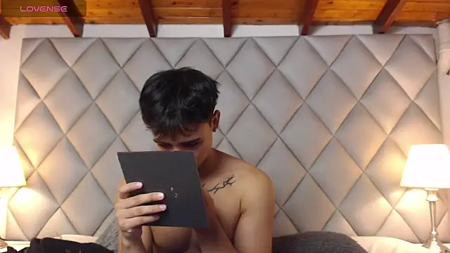 Snapshot of Clement_Reyes chatting on 22, 9, 2025 Clement Reyes online show from 22, 9, 2025